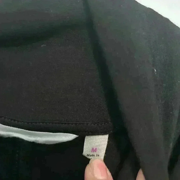 ATHLETA Outbound Tank Top Size M Black Turtle Neck Sleeveless Long - Picture 3 of 4